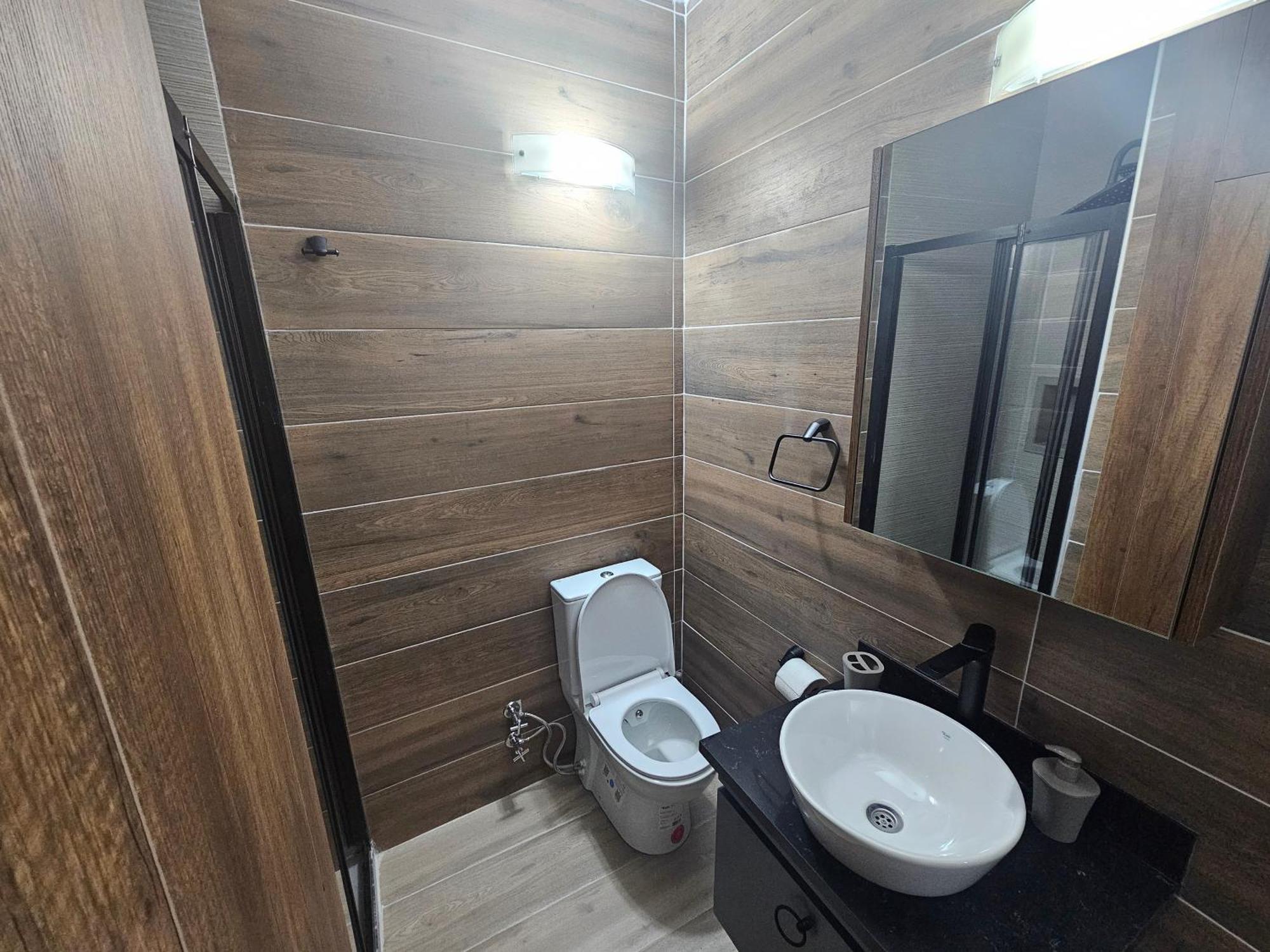 Cyprus Harbour Suites ไคริเนีย ภายนอก รูปภาพ